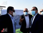 رئيس الوزراء يتابع أعمال تطوير منطقة سور مجرى العيون