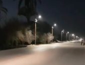 تركيب كشافات إضاءة على طريق المعصرة الشيخ حسين بالمنيا