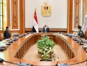 الرئيس السيسى يتابع الموقف الإنشائى والهندسى لعدد من المشروعات على مستوى الجمهورية .. ويوجه بتطوير عزبة الهجانة والارتقاء بالأحوال المعيشية لقاطنيها .. ويطلع على مستجدات تنفيذ العاصمة الإدارية وتطوير قرى الريف  