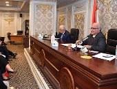 وزير التعليم: نسعى لتعليم الطلاب أصول الإتيكيت والتعامل فى المأكل والملبس