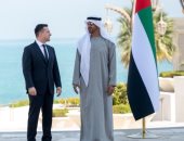 صور.. تفاصيل لقاء ولي عهد أبوظبي والرئيس الأوكراني 