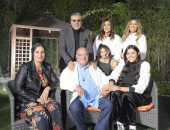 صلاح عبدالله وأسرته ضيوف "واحد من الناس" على الحياة الجمعة والسبت