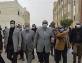 محافظ أسيوط يتفقد مستشفى الحميات ومجمع الخدمات ومركز الشباب بقرية الشامية