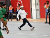 وزير الرياضة يشارك فى مباراة كرة قدم بالمهرجان المتكامل لاتحاد مراكز الشباب