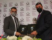 طفرة فى الحياة السياسية المصرية.. تنسيقية شباب الأحزاب توقع بروتوكولا مع شركة لتطوير قدرات القيادات.. أحمد فتحى: التنسيقية مصنع للقيادات الشبابية.. ويليس تاورز واتسون: نعمل بالموارد البشرية على مستوى العالم