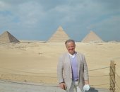 رئيس الاتحاد الدولى لكمال الأجسام يزور منطقة الأهرامات.. صور