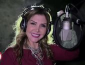 نادية مصطفى تطرح أغنيتها الجديدة "محتاجة"