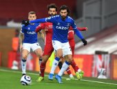 ليفربول يتأخر ضد إيفرتون 0-1 فى الشوط الأول وإصابة هندرسون.. فيديو