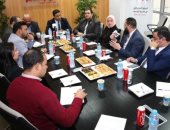 5 نواب فى تنسيقية شباب الأحزاب والسياسيين بمجلس الشيوخ يكشفون خطط المجلس خلال زيارة "اليوم السابع".. المجلس يقود ثورة تشريعية لتحسين كفاءة القوانين.. واللائحة تراعى عدم تضارب الاختصاصات مع مجلس النواب