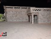 قبل ساعات من تعامد الشمس.. "آثار أبوسمبل" تنهى استعداداتها للظاهرة وتطبيق كافة الإجراءات الاحترازية.. عربات جولف لنقل زوار معبد أبو سمبل لموقع التعامد.. وتركيب شاشات عملاقة لمتابعة الظاهرة أمام المعبد