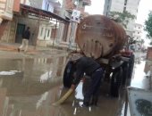 رفع مياه الأمطار من الشوارع وتوقف حركة الملاحة بكفر الشيخ