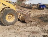 تنفيذ 6 قرارات إزالة لتعديات على النيل بأسيوط.. صور