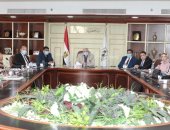 محافظ بنى سويف يعقد اجتماعه الدورى بأعضاء البرلمان لمناقشة القطاعات الخدمية