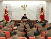 زعيم كوريا الشمالية يجتمع بقيادات الجيش خلال الاجتماع الأول للجنة العسكرية لحزبه.. صور
