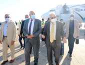 محافظ جنوب سيناء يستقبل وزير الزراعة لتفقد المشروعات الزراعية