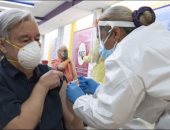 الأمين العام للأمم المتحدة يتلقى الجرعة الثانية من لقاح كورونا.. صور