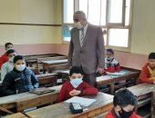 وكيل تعليم دمياط يتابع إمتحانات الفصل الدراسى الأول للمراحل التعليمية