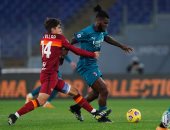 روما ضد ميلان.. كيسي يتقدم للروسونيرى من ركلة جزاء بالدقيقة 42 "فيديو" 