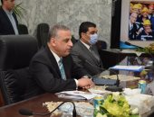 ضمن مبادرة "حياة كريمة".. تسلم 5818 عاملا غير منتظم وثيقة تأمين تكافلى بسوهاج