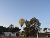 البالون الطائر يشهد زيادة كبيرة بالرحلات.. تحليق 60 رحلة تقل 850 سائحا.. صور