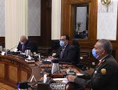 رئيس الوزراء يتابع الموقف التنفيذى لعدد من المشروعات.. صور