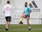 راموس وبنزيما يواصلان التأهيل في تدريبات ريال مدريد وعودة ميليتاو.. صور