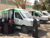 الكشف على 836 حالة خلال قافلة طبية ضمن "حياة كريمة" بقرية البحرى قمولا بقنا