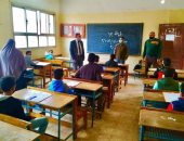 مدير "تعليم المنوفية" يتابع امتحانات النقل لـ"أولى اعدادى" و"أولى ثانوى"