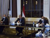 رئيس الوزراء يلتقى نواب البرلمان عن المنوفية خلال زيارته المحافظة