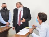 رئيس جامعة بنى سويف يتفقد لجان الامتحانات بكلية السياحة والفنادق