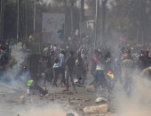 صور.. أعمال عنف فى العاصمة السنغالية بين مؤيدى المعارض "سونكو" والشرطة