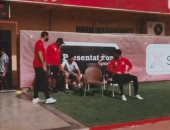 جلسة بين موسيماني والشناوي وحمدي فتحي قبل انطلاق مران الأهلي