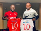 والتر بواليا يزور نكانا الزامبي قبل مباراة بيراميدز بالكونفدرالية..صور