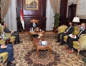 سفير فرنسا بالقاهرة يدعو لإنشاء جمعية صداقة برلمانية بين مجلسى الشيوخ بالبلدين