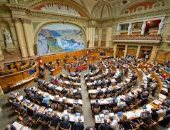 سويسرا تنتفض ضد الإخوان.. مشروع قانون يجرم جمعيات "الإسلام السياسى"