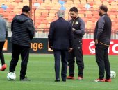 الزمالك ضد الترجى.. حمدى النقاز يقود تدريبات بطل تونس باستاد القاهرة "فيديو"