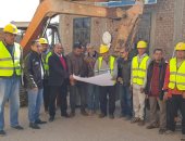 "حياة كريمة" تصل مركز دار السلام بسوهاج.. تطوير الصرف الصحى والمنازل لتجميل 19 قرية.. والأهالى: قطار المبادرة دهس العشوائيات ورفع كفاءة البنية التحتية.. ونشكر الرئيس السيسى لإنقاذنا من الإهمال والتهميش.. صور