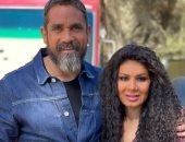 أمير كرارة ونجلاء بدر فى أحدث ظهور لهما داخل كواليس "نسل الأغراب".. صورة 