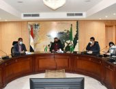 محافظ الفيوم يوجه بتكثيف حملات التوعية للتطعيم بلقاح كورونا