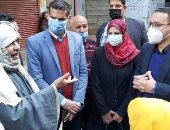 كيف ستغير حياه كريمة قرية منشأة هديب بنى سويف؟ الأهالى: الصرف الصحى سيقضى على مشكلة المياه الجوفية.. والمبادرة ستقيم وحدة صحية وبيطرية ومكتب بريد وإعادة إعمار 100 مسكن ضمن سكن كريم.. وربط القرية بشبكة اتصالات