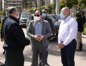 الرئيس السيسى يتفقد مشروعات تطوير الطرق والمحاور الرئيسية وشبكة الكبارى الجديدة بمنطقة محور الشهيد و"شنزو آبي".. ويستمع لمطالب سيدة فى مدينة نصر.. ويوجه بضمان توفير جميع الخدمات اللازمة للمركبات.. فيديو وصور