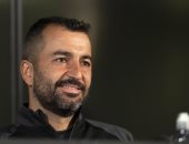 قرعة الدوري الاوروبي .. مدرب غرناطة متحمس لمواجهة مانشستر يونايتد