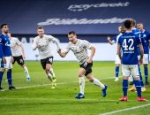 مونشنجلادباخ يقرب شالكه خطوة جديدة من الهبوط بثلاثية فى الدوري الألماني