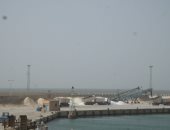 فتح بوغاز ميناء العريش أمام حركة السفن بعد تحسن الأحوال الجوية.. صور 