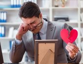 دراسة: الضغط النفسي الناتج عن الانفصال يصيب بمتلازمة القلب المكسور