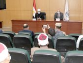 وزير الأوقاف ومحافظ بنى سويف يؤكدان تطبيق إجراءات الوقاية بالمساجد.. فيديو