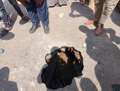 رئيس مدينة مطاى يتقفد هبوطا أرضيا بجوار أحد المداس فى المنيا