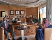 سفراء ومسئولون خليجيون يهنئون مصر على النجاح فى استئناف العمل بقناة السويس