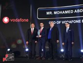 احتفالية bt100 تكرم محمد عبد الله الرئيس التنفيذي لشركة فودافون مصر