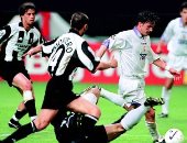 جول مورنينج.. مهارة مياتوفيتش تقود ريال مدريد للقب دوري أبطال أوروبا 98 